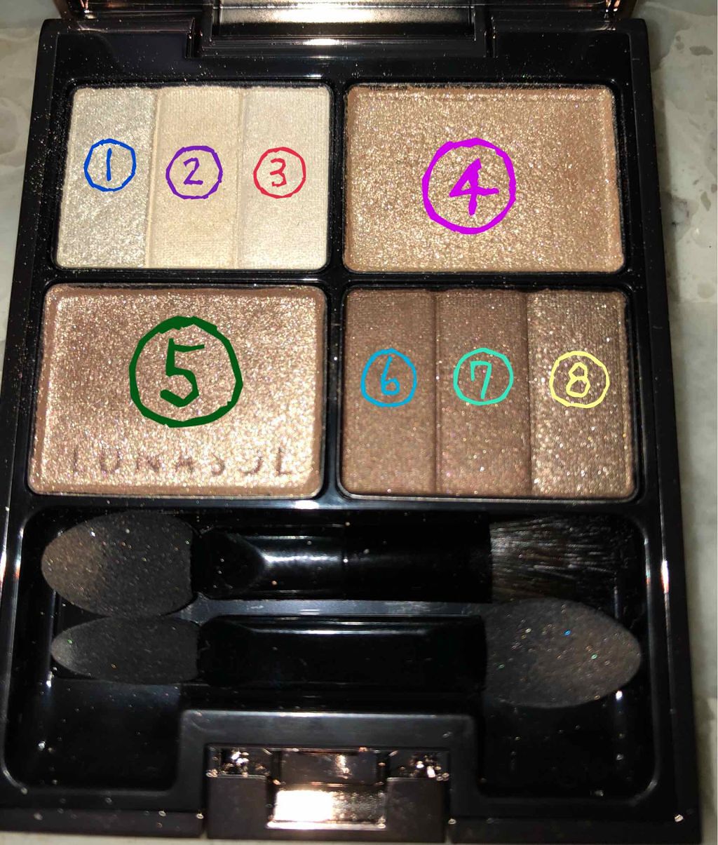 スリーディメンショナルアイズ/LUNASOL/アイシャドウパレットを使ったクチコミ(2枚目)