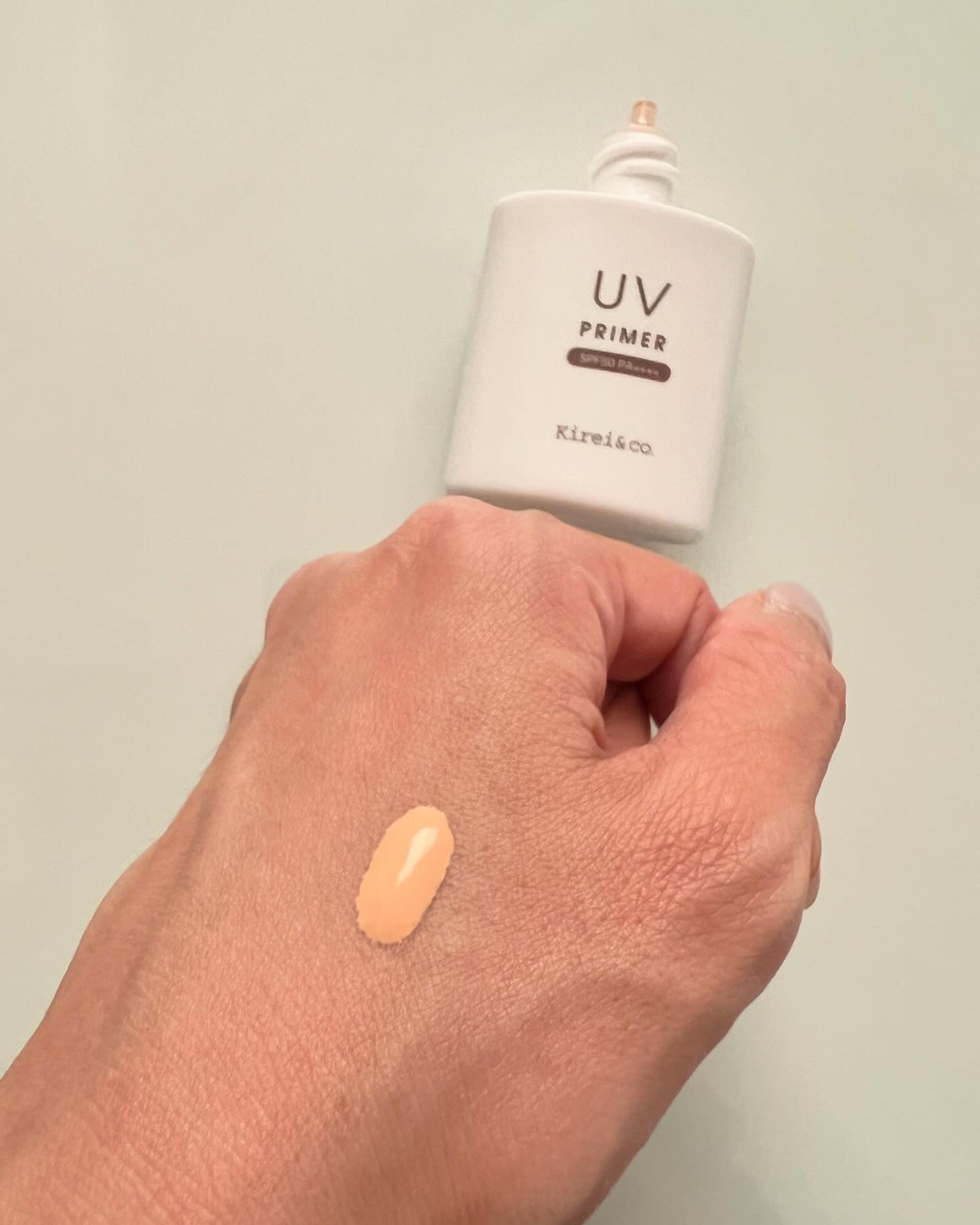 sakura✴︎フォロバ100 on LIPS 「Kirei&co.⚫︎UVプライマー14種の美容液成分(保湿成..」(2枚目)