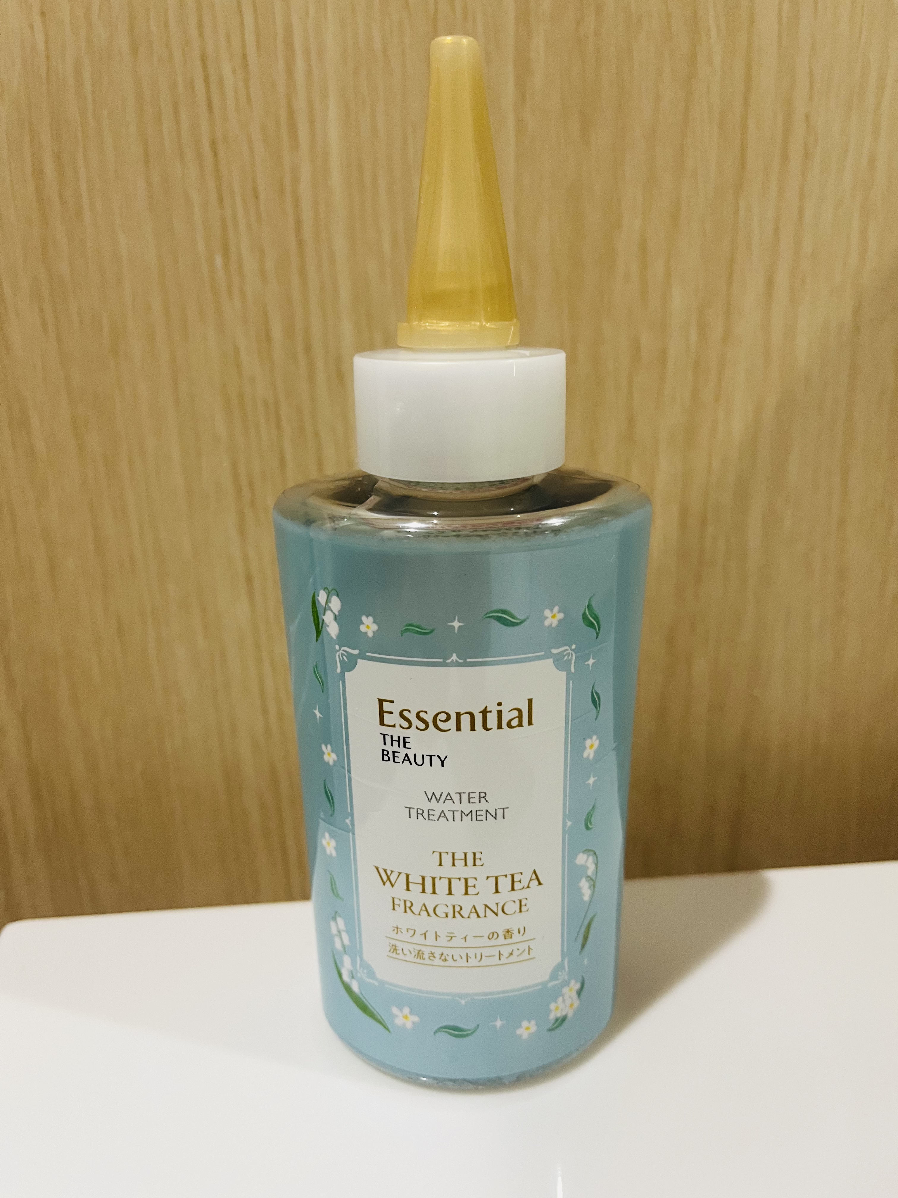 エッセンシャル ザビューティ 髪のキメ美容ウォータートリートメント ホワイトティーの香り/エッセンシャル/アウトバストリートメントを使ったクチコミ（1枚目）
