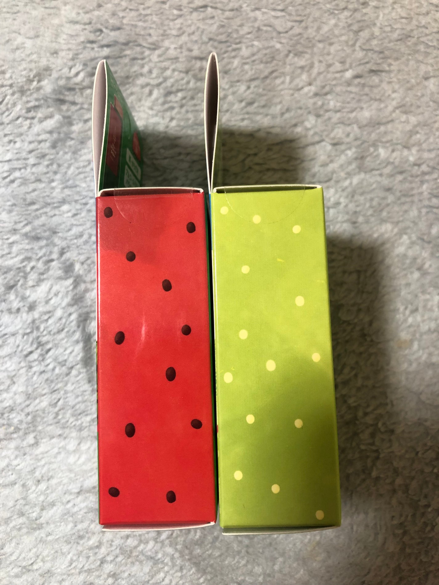 アピュー ジューシーパン UVスティック(スイカバー/メロンバー)/A’pieu/日焼け止めスティックを使ったクチコミ(2枚目)