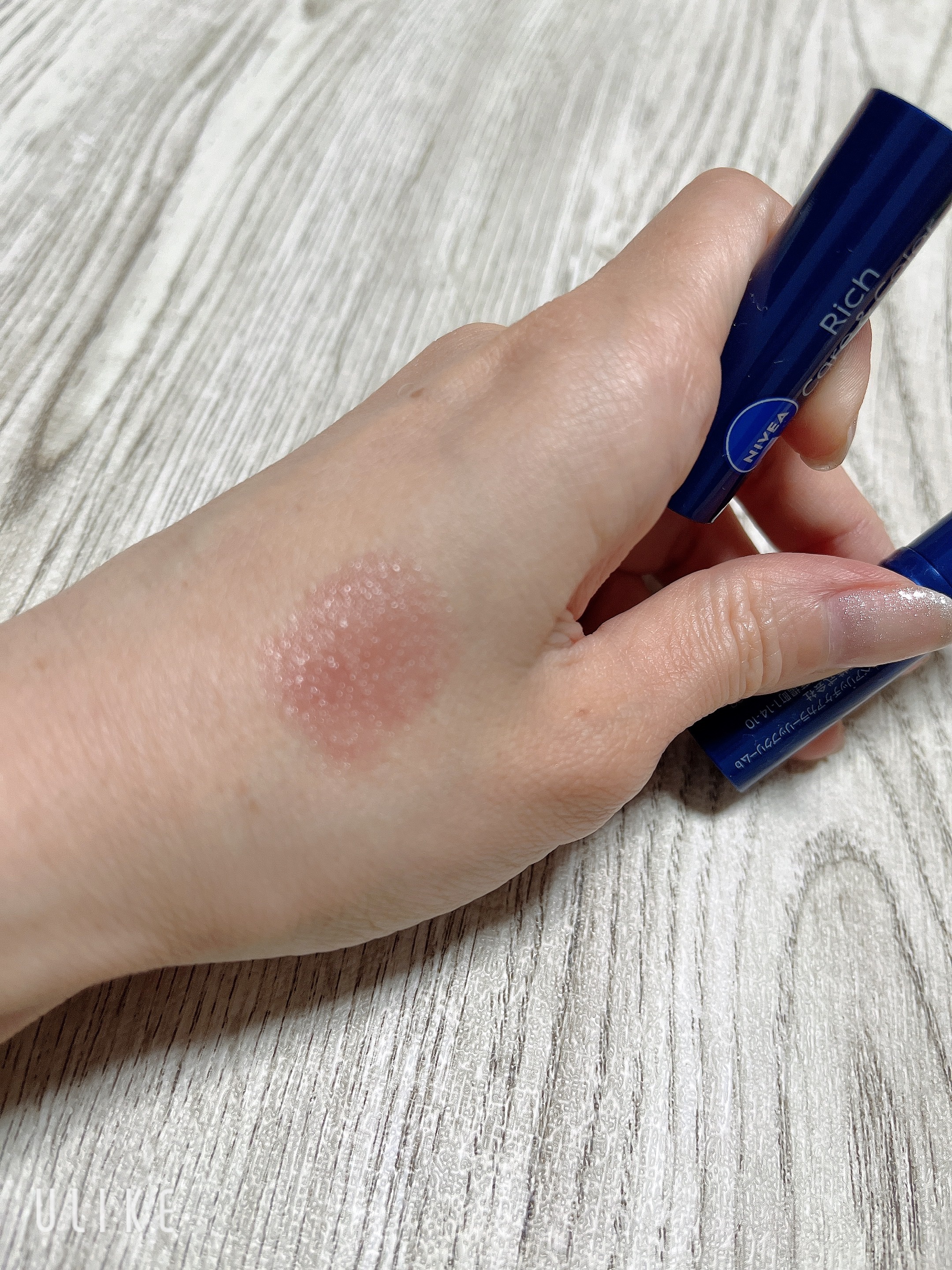 ニベア リッチケア＆カラーリップ ボルドー/ニベア/リップクリームを使ったクチコミ（2枚目）