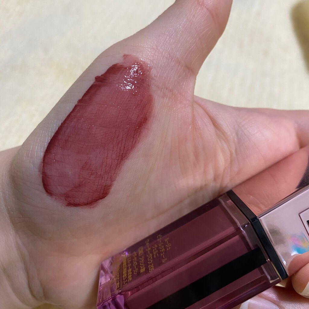 ルージュ ピュールクチュール ヴェルニ ウォーターグロウ/YVES SAINT LAURENT BEAUTE/口紅を使ったクチコミ(2枚目)