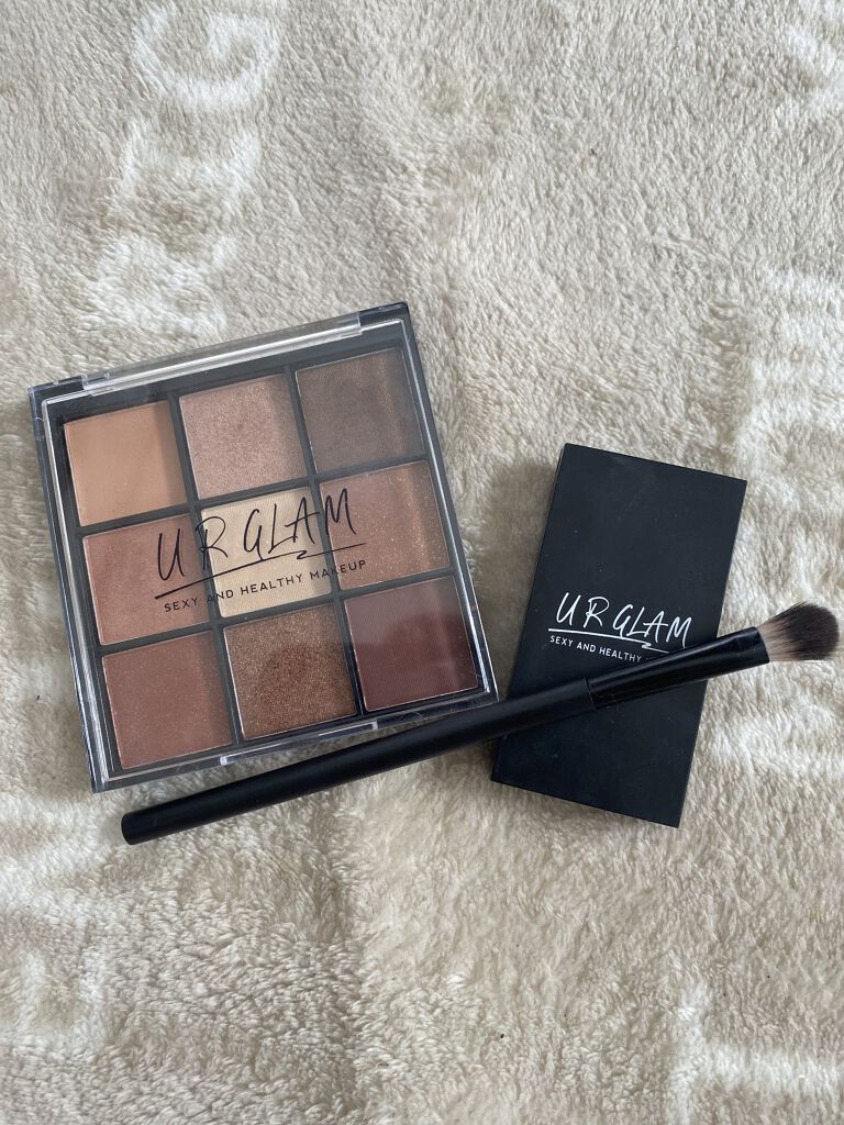 UR GLAM　BLOOMING EYE COLOR PALETTE/U R GLAM/アイシャドウパレットを使ったクチコミ（2枚目）