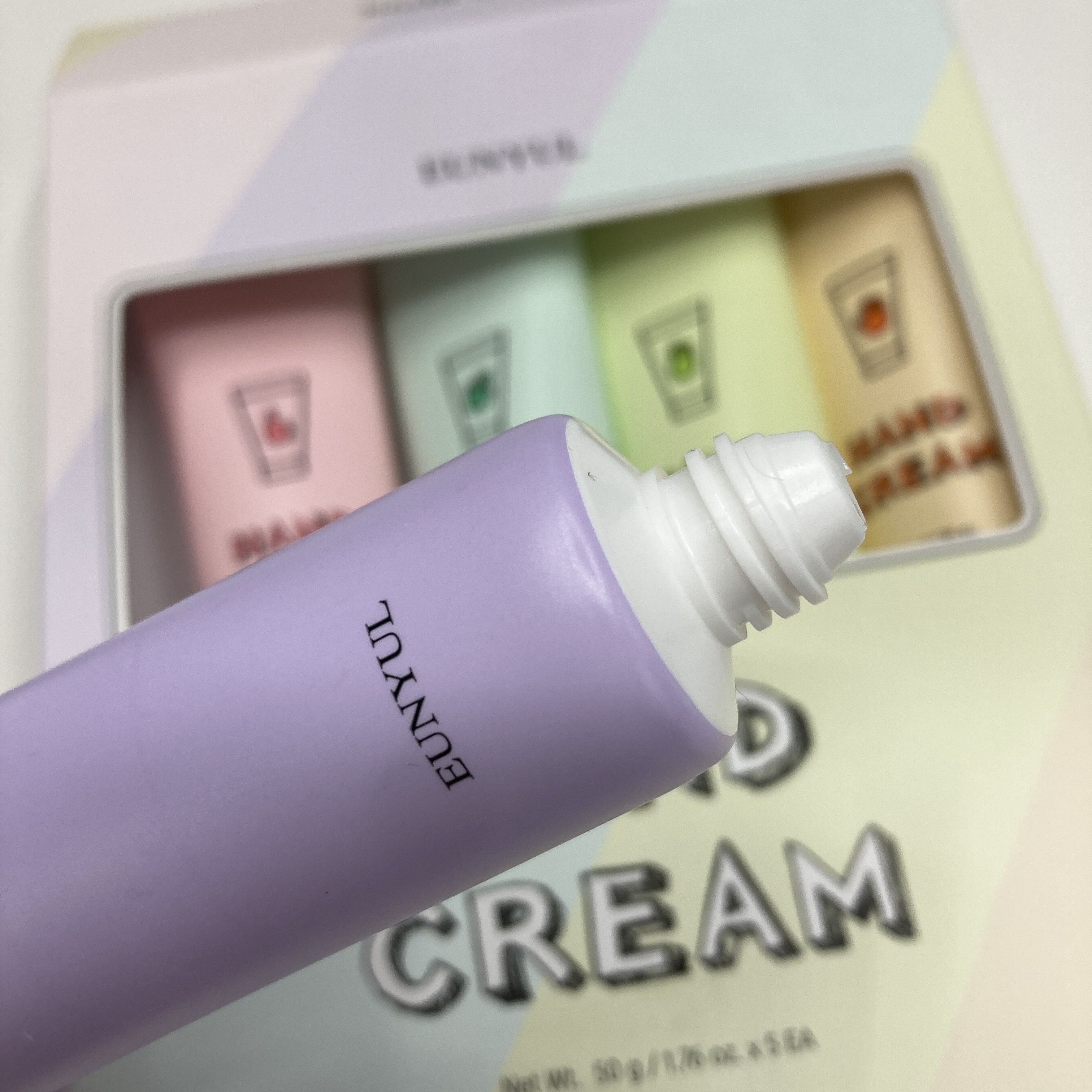 クラウドパフュームハンドクリームセット/EUNYUL/ハンドクリームを使ったクチコミ（1枚目）