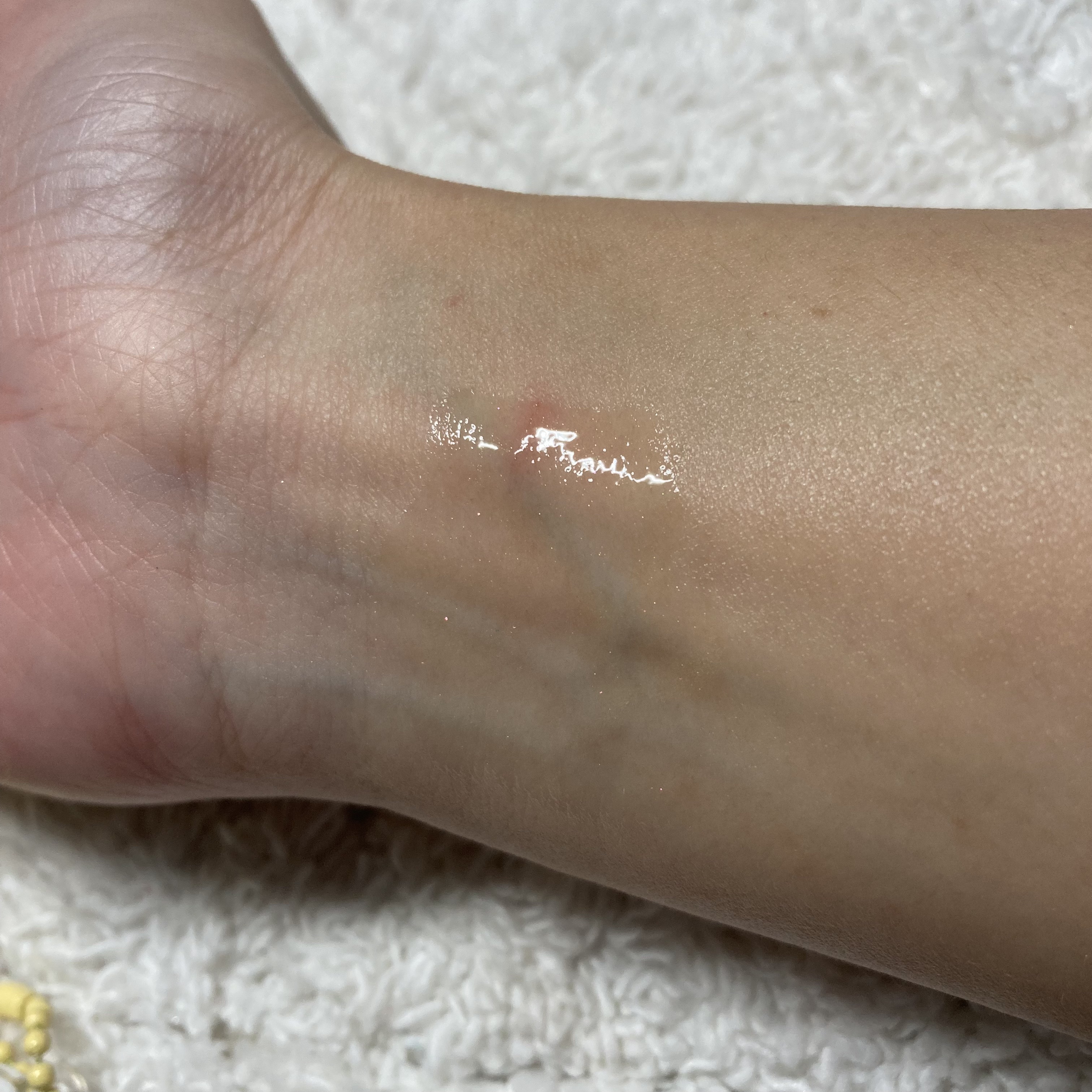 カラーキーリングリップオイル スポットライトオン ポムポムプリン/i’m meme/リップグロスを使ったクチコミ（3枚目）