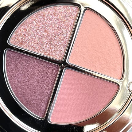 オンブル 4 01 フェアリーテールヌード/CLARINS/アイシャドウパレットを使ったクチコミ(2枚目)