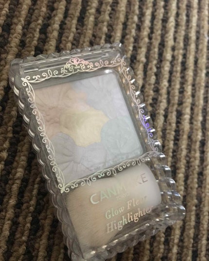 グロウフルールハイライター/キャンメイク/パウダーハイライトを使ったクチコミ(1枚目)