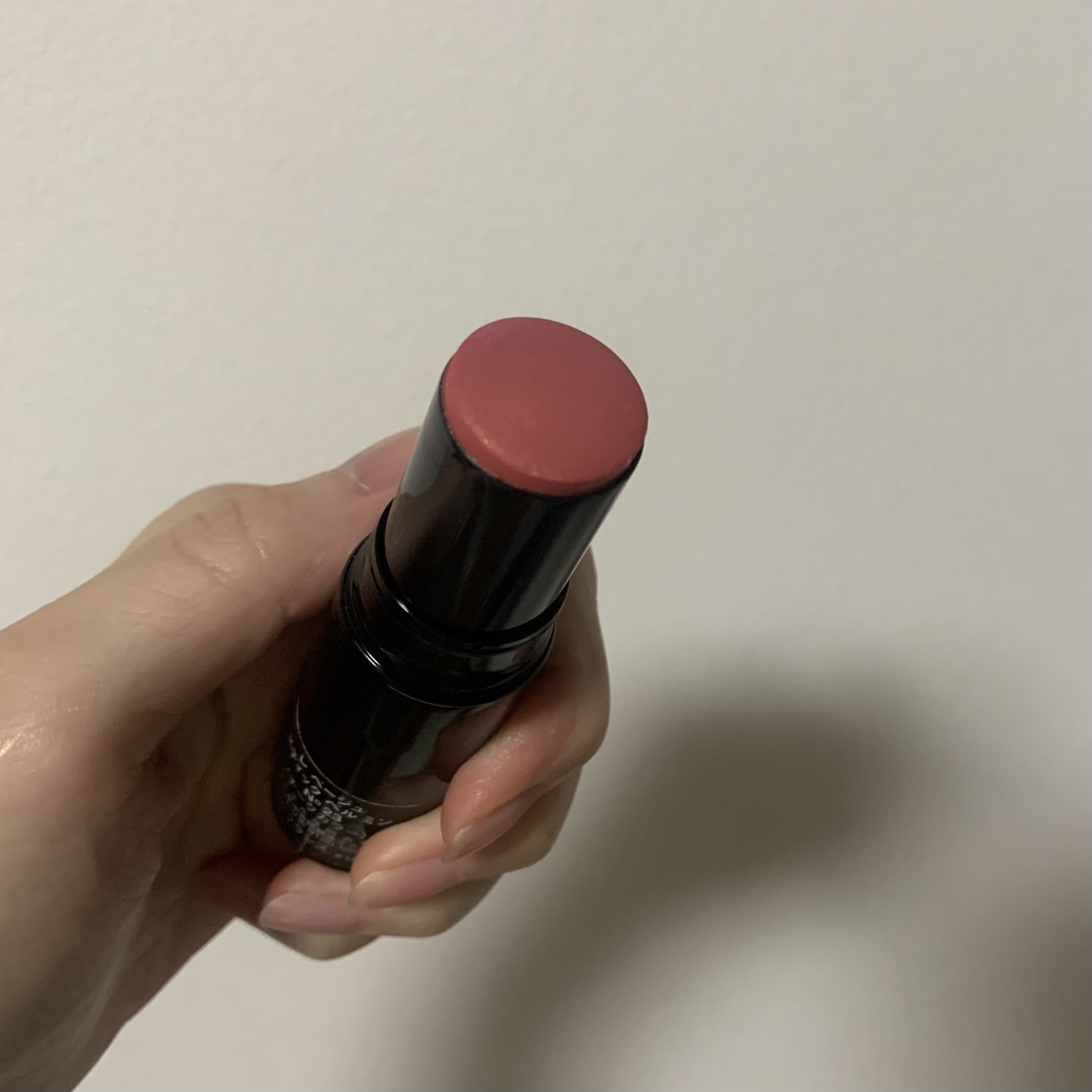 シャネル レ ベージュ スティック ベルミン N23 8g レ ベージュ スティック ベル ミン N°23 ⁄ CHANEL(シャネル) | LIPS