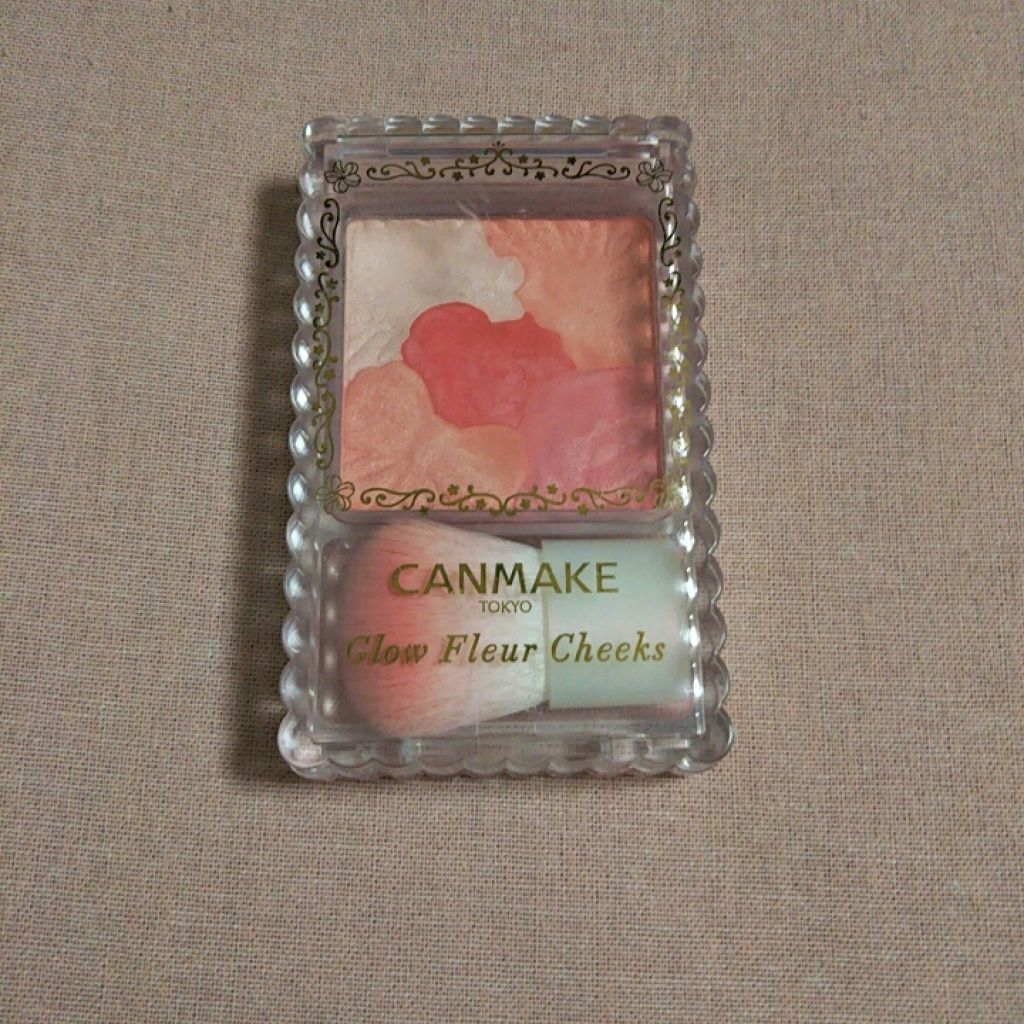 グロウフルールチークス/キャンメイク/パウダーチークを使ったクチコミ(2枚目)