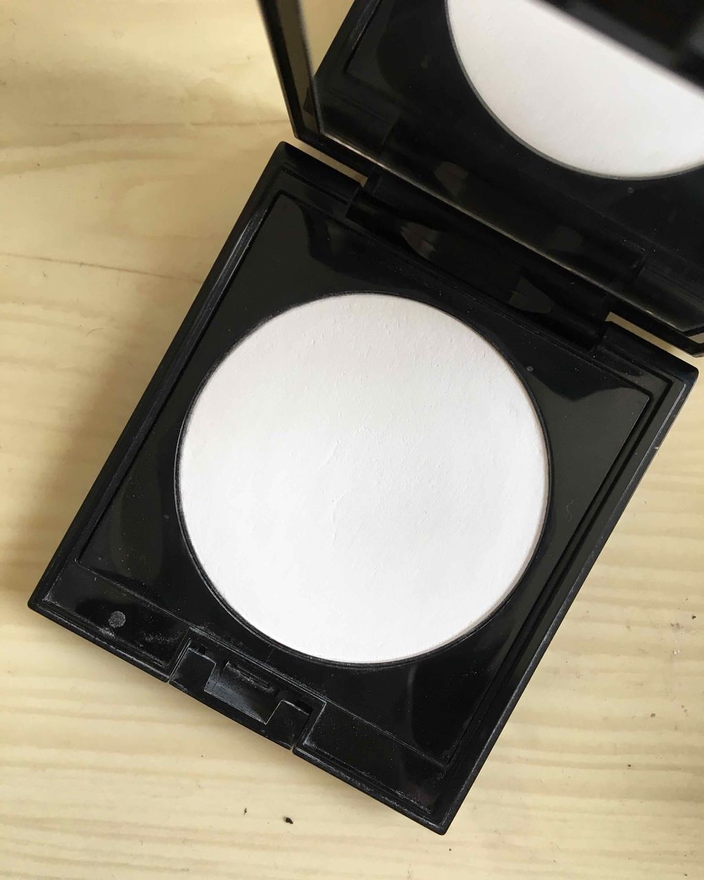 ポーセリンスキン パウダー/ADDICTION/プレストパウダーを使ったクチコミ（1枚目）