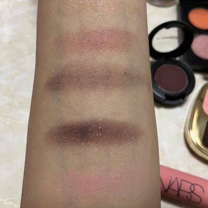 スモール アイシャドウ リブラ/M・A・C/単色アイシャドウを使ったクチコミ(2枚目)