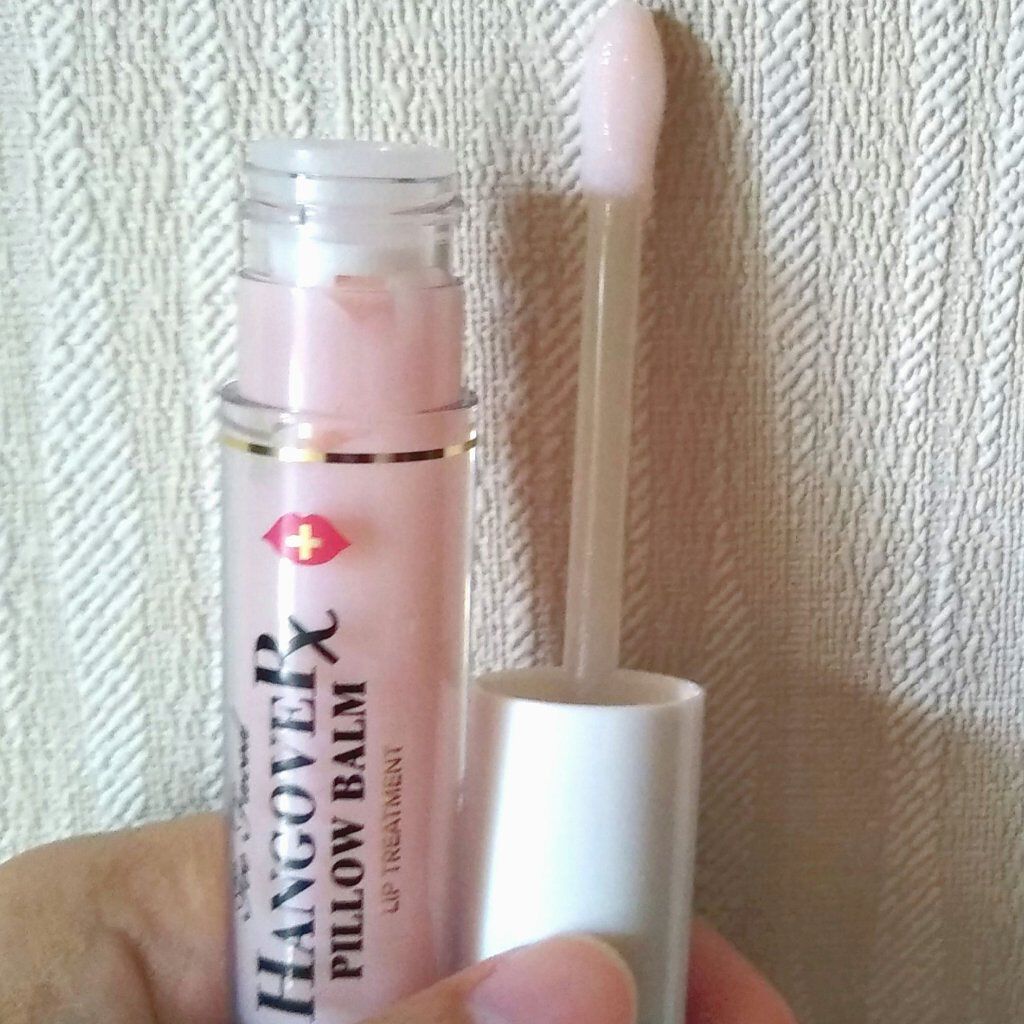 ～トゥー フェイスド ハングオーバー～ ピロー バーム リップ トリートメント/Too Faced/リップ美容液を使ったクチコミ（2枚目）