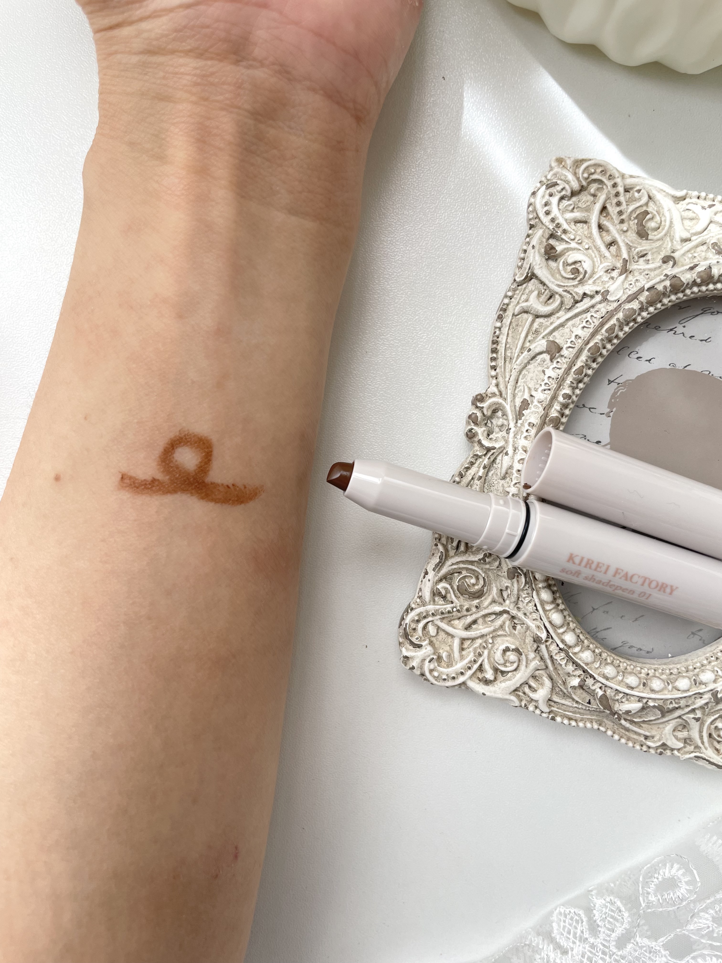 ソフトシェードペン/KIREI FACTORY/シェーディングを使ったクチコミ（3枚目）