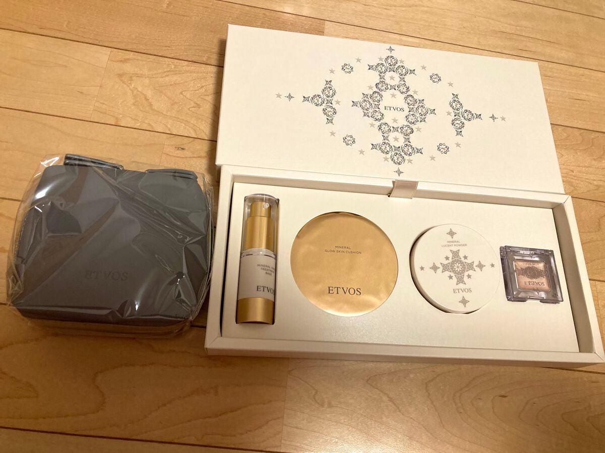 ラシャススキンコフレ2022/エトヴォス/メイクアップキットを使ったクチコミ(4枚目)