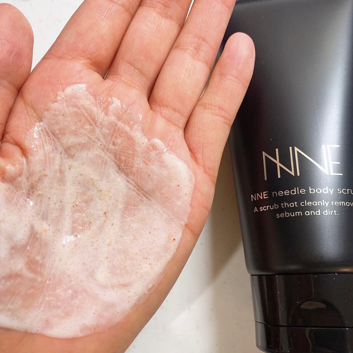 ニードルボディスクラブ/NNE/ボディスクラブを使ったクチコミ(3枚目)