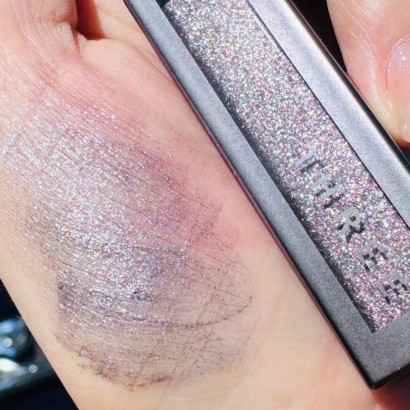 THREE ユナイテッドフルイドアイカラー/THREE/リキッドアイシャドウを使ったクチコミ(3枚目)