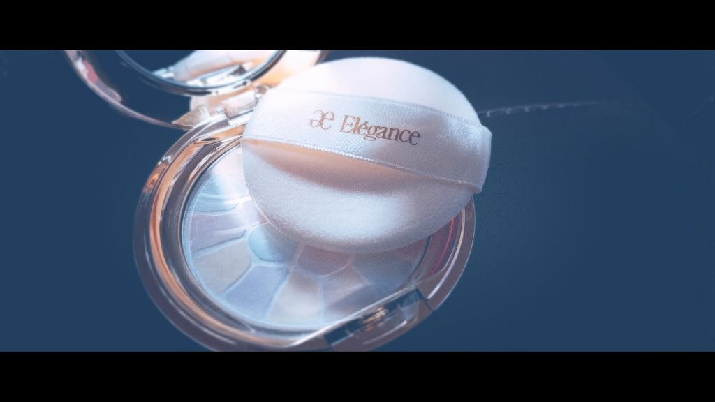 ラ プードル オートニュアンス/Elégance/プレストパウダーを使ったクチコミ(1枚目)