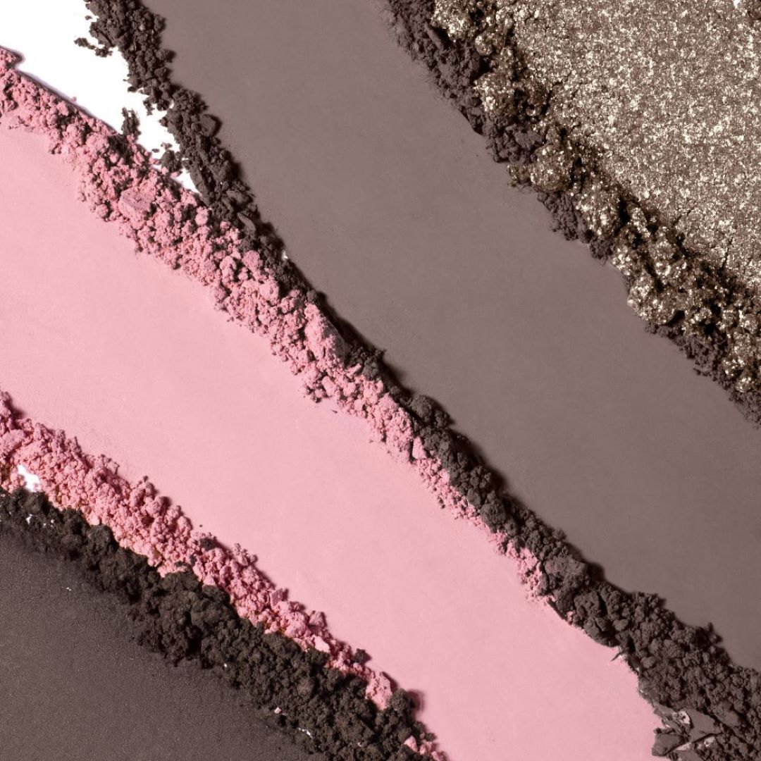 INTO U ローテーショナルアイシャドウパレット SP01 眠れる森の美女