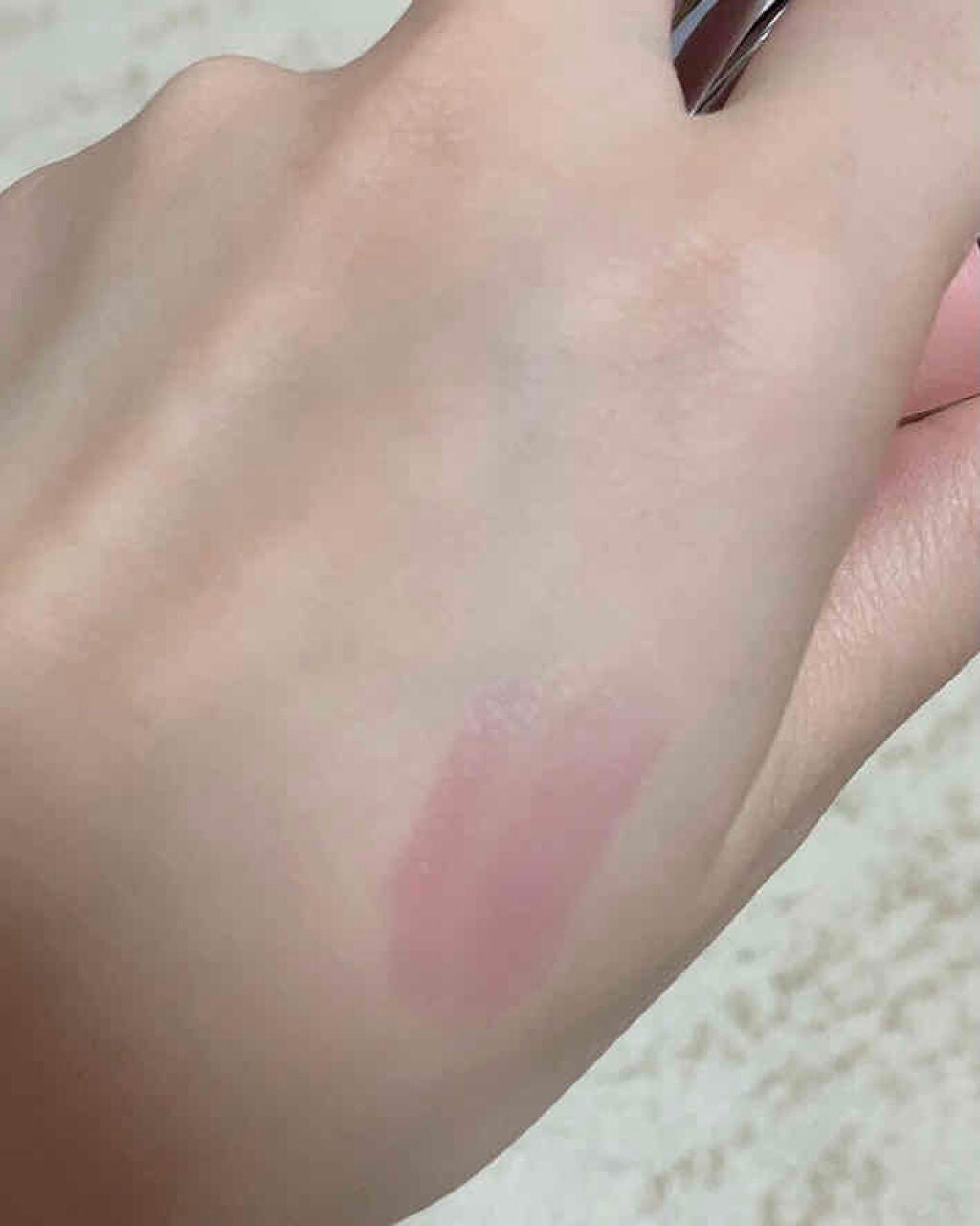 ローズ・パーフェクト/GIVENCHY/リップバームを使ったクチコミ(2枚目)