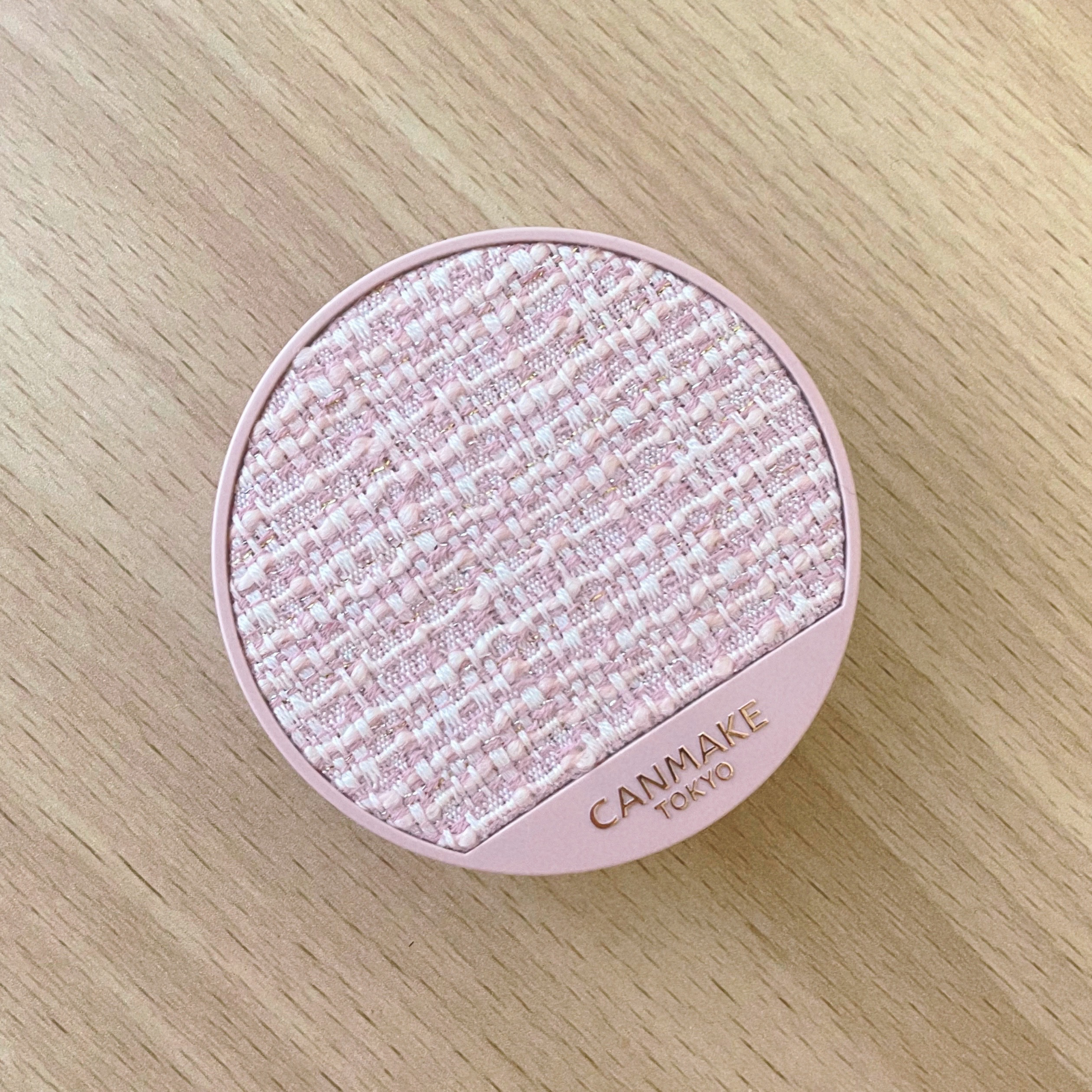 マシュマロフィニッシュパウダー　～Abloom～/キャンメイク/プレストパウダーを使ったクチコミ（1枚目）