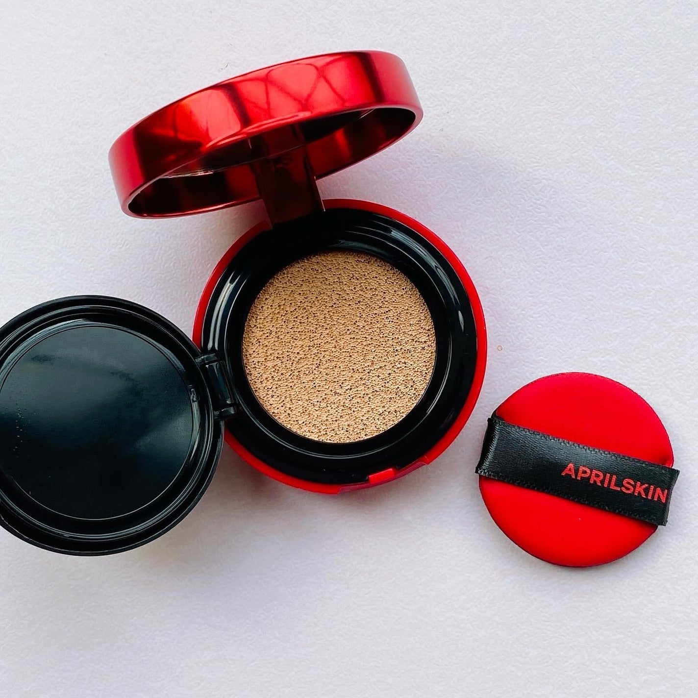 ハイパーカバーフィットクッション red/APRILSKIN/クッションファンデーションを使ったクチコミ(8枚目)