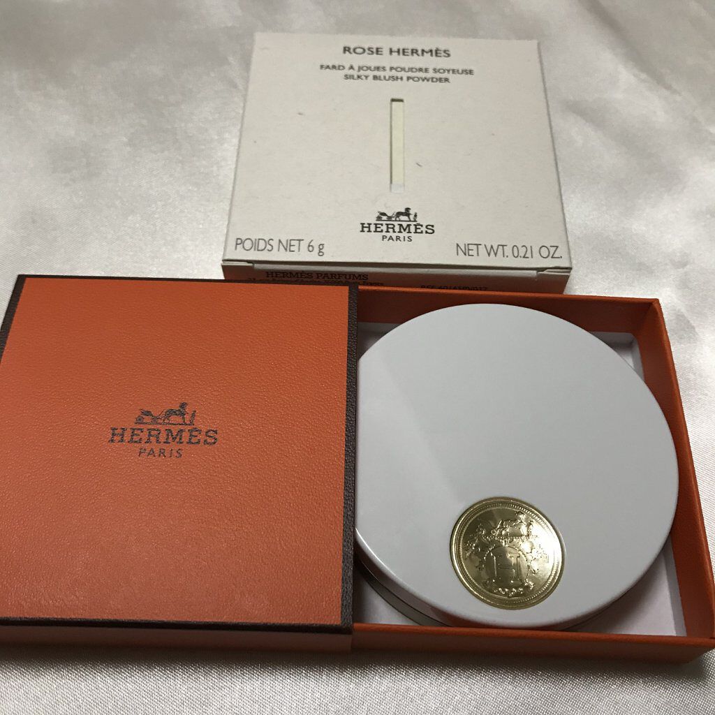 ローズ・エルメス ファー ア ジュ プードル ソワユーズ/エルメス/パウダーチークを使ったクチコミ(2枚目)