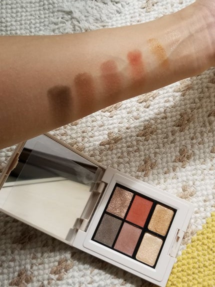 ミネラルクラッシィシャドー2022CF/エトヴォス/アイシャドウパレットを使ったクチコミ(4枚目)