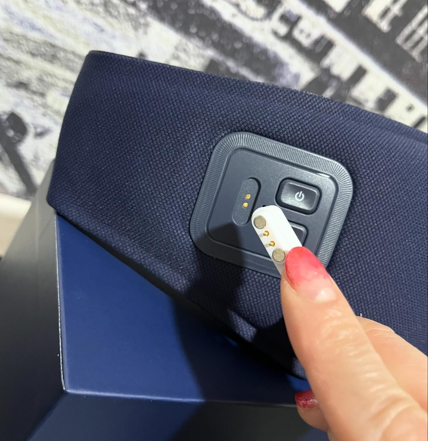 EMS EYE MASK/NIPLUX/アイマッサージャーを使ったクチコミ（3枚目）