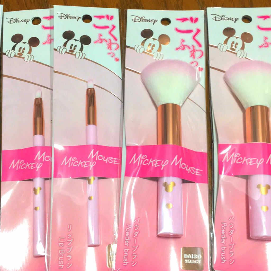 エルファープロフェッショナル リップグロス/DAISO/リップグロスを使ったクチコミ（1枚目）