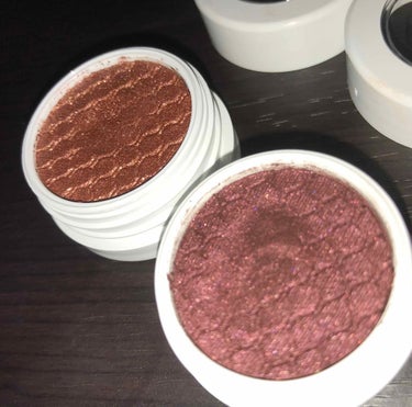 Super Shock Shadow/ColourPop/単色アイシャドウを使ったクチコミ（3枚目）