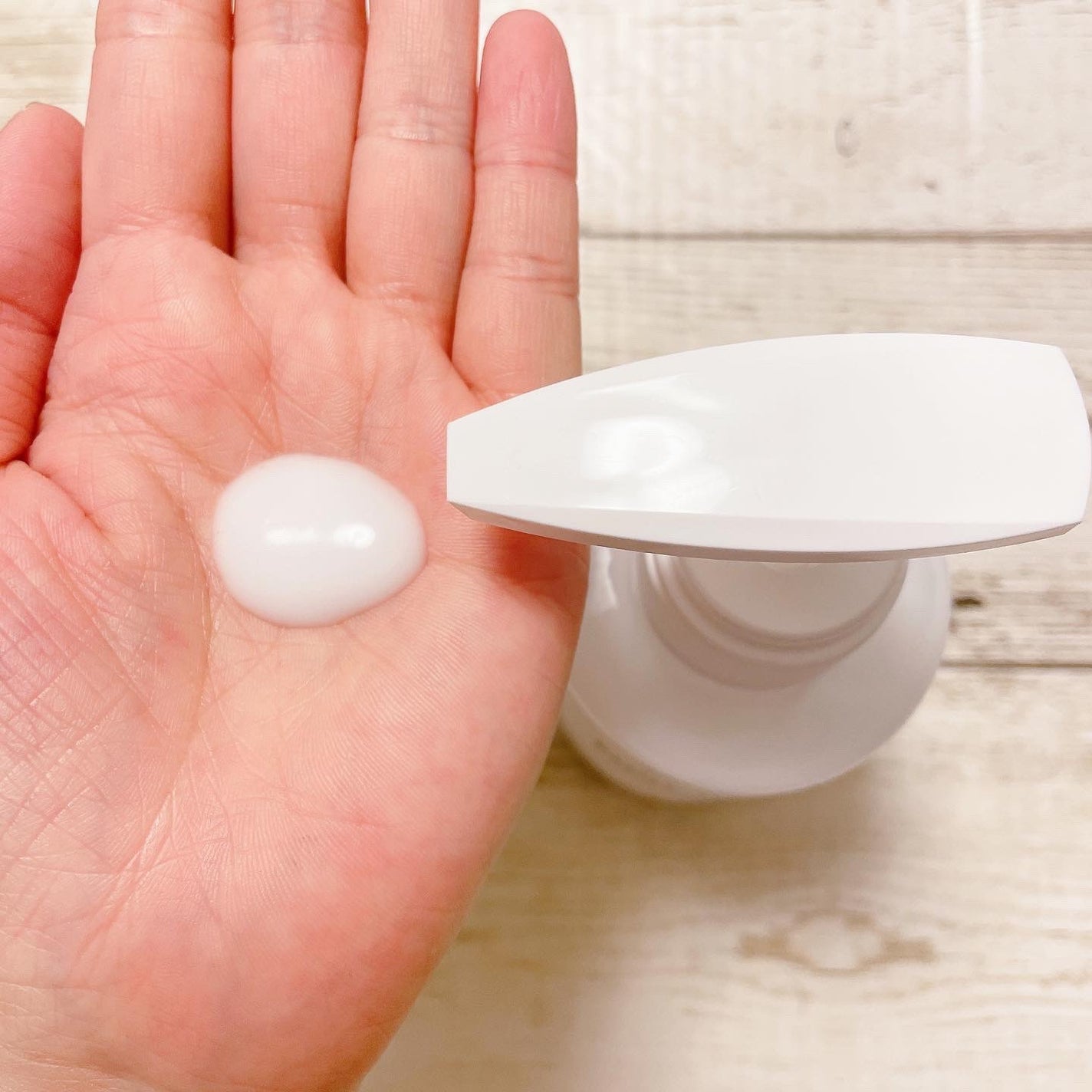 VIR TOKYO BODY MILK/VIR TOKYO/ボディミルクを使ったクチコミ(2枚目)