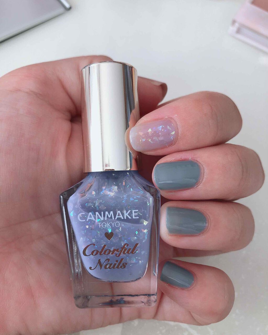 カラフルネイルズ/キャンメイク/マニキュアを使ったクチコミ(2枚目)