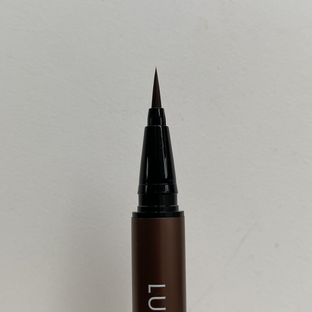 スキルレスライナー/LUMIURGLAS/リキッドアイライナーを使ったクチコミ（2枚目）