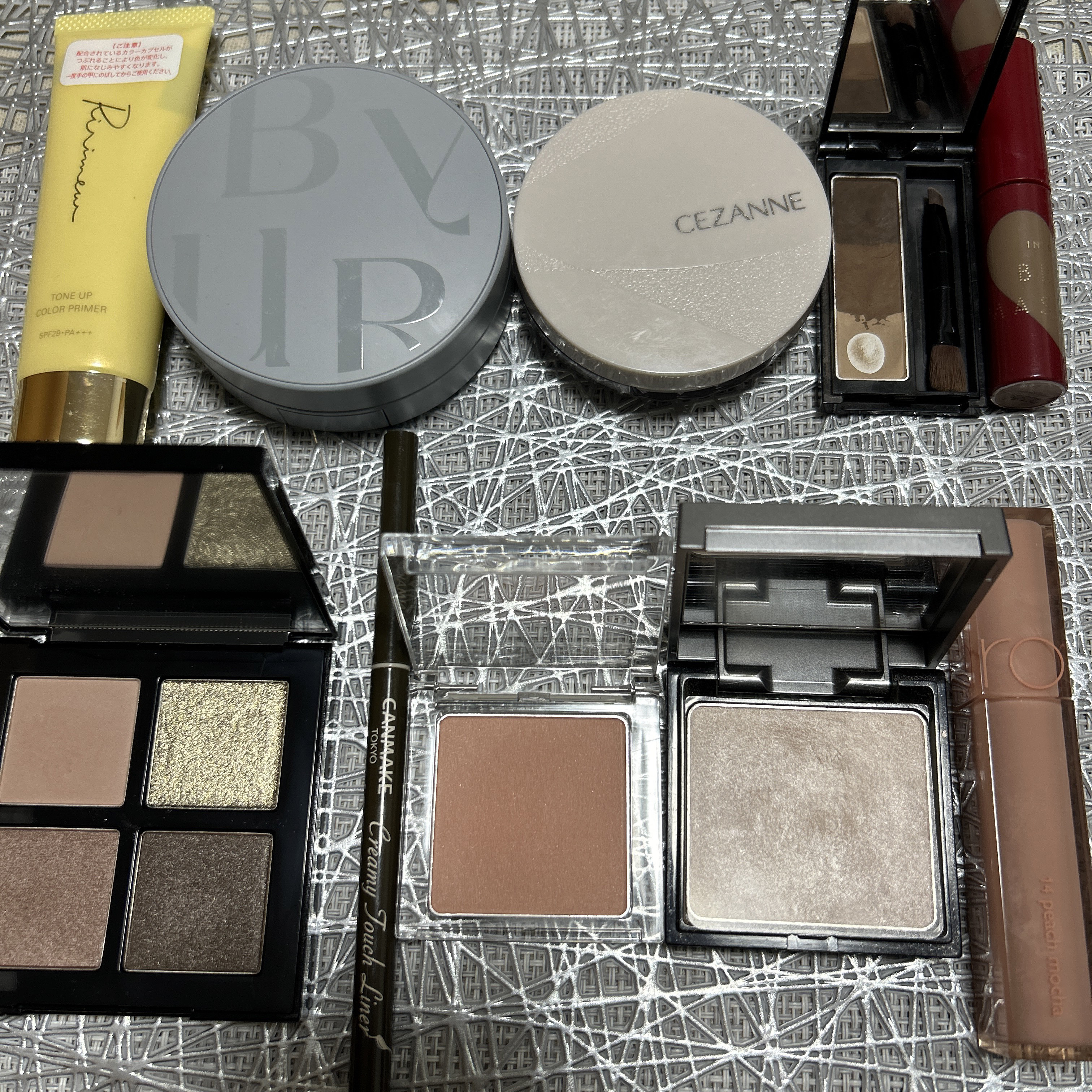 クロマティックス クワッド/shu uemura/アイシャドウパレットを使ったクチコミ（2枚目）