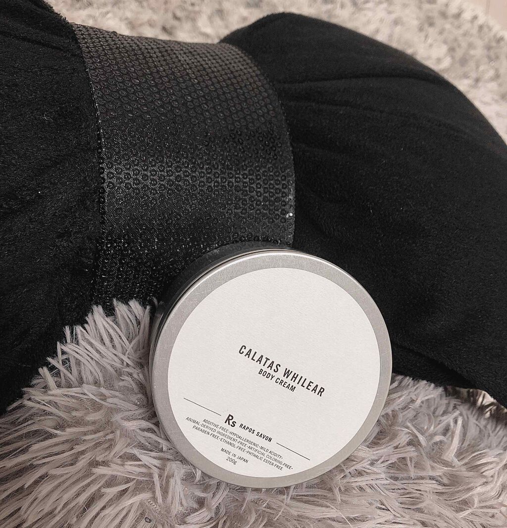 Liii▷ on LIPS 「\3日でツヤ肌/《肌に潤いと美白を______❄》たっぷりと肌..」(2枚目)