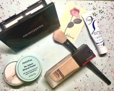 インビジブル ライト＜フェイスパウダー＞/bareMinerals/プレストパウダーを使ったクチコミ（1枚目）