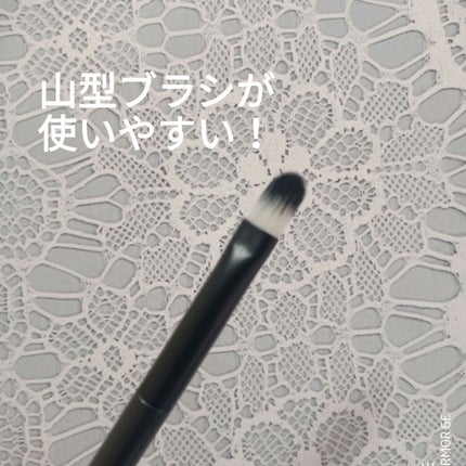 UR GLAM EYESHADOW BRUSH B/U R GLAM/メイクブラシを使ったクチコミ(2枚目)