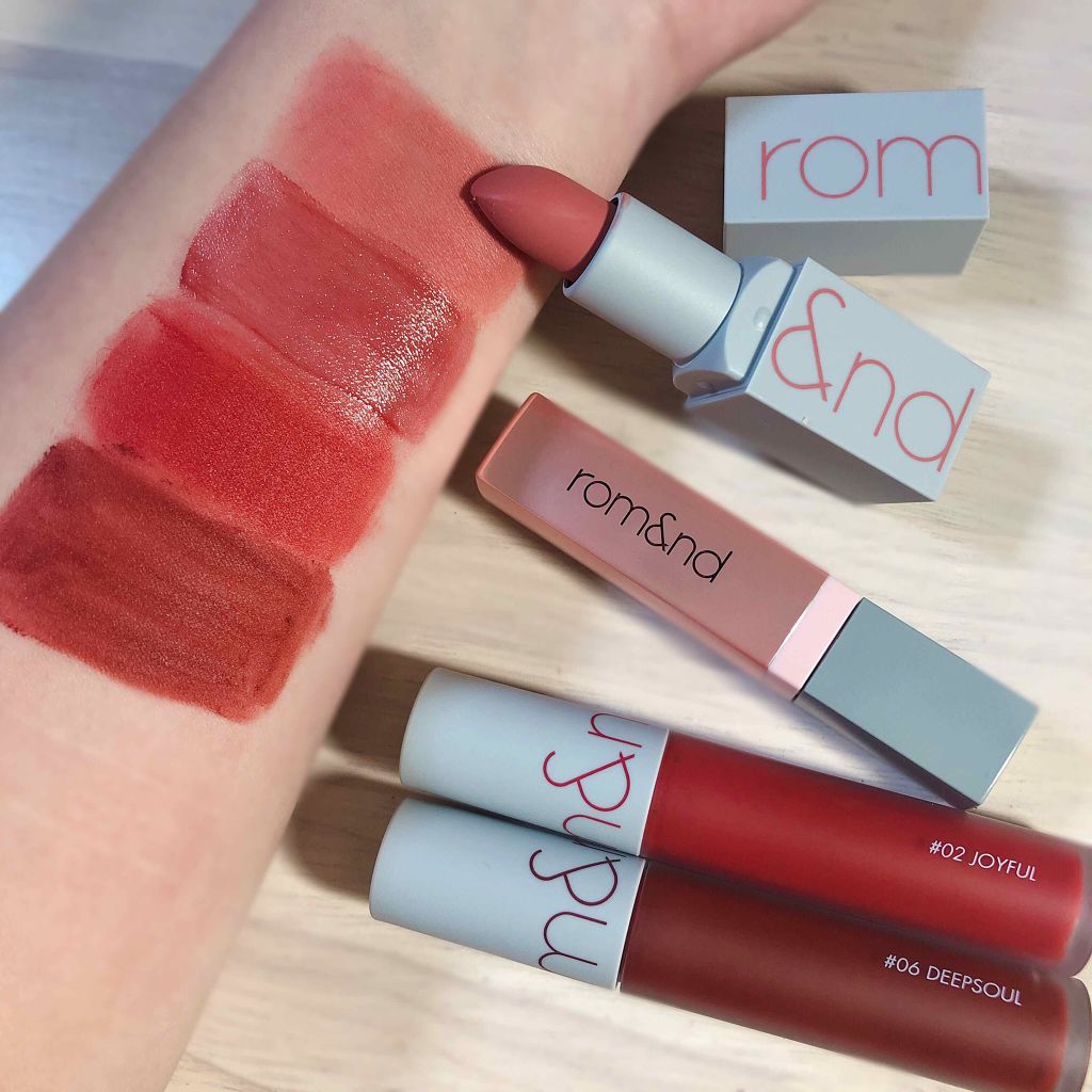 ジューシーラスティングティント/rom&nd/リップティントを使ったクチコミ(1枚目)