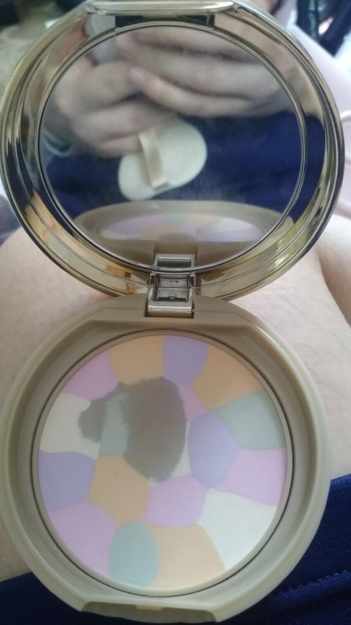 マシュマロフィニッシュパウダー ~Abloom~/キャンメイク/プレストパウダーを使ったクチコミ(1枚目)