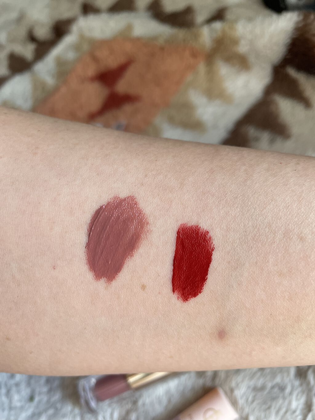 タトゥーベルベットティント #20 ジニア/フォレンコス/リップティントを使ったクチコミ（3枚目）