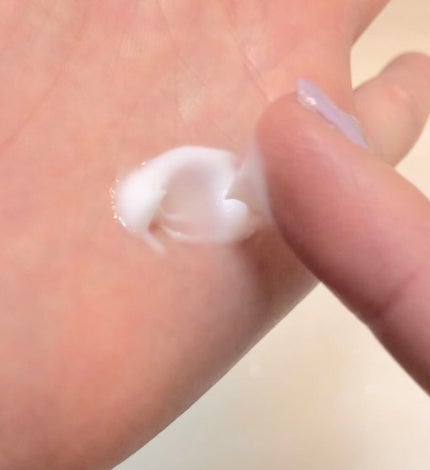 パフュームヘアエッセンス/JUL7ME/ヘアトリートメントを使ったクチコミ(3枚目)