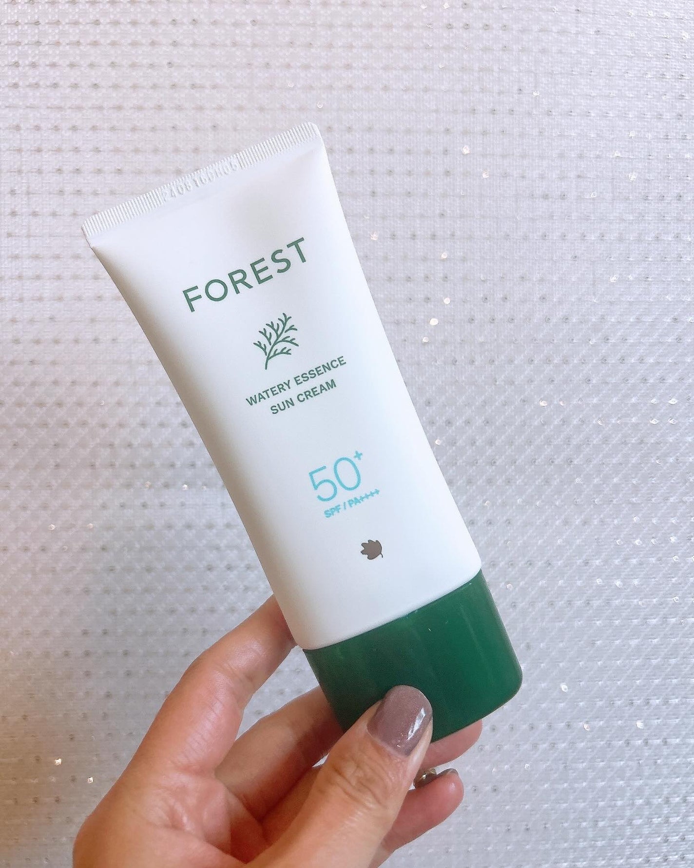 ウォータリーエッセンスUVクリーム/FoRest by Greenfinger/日焼け止めクリームを使ったクチコミ(2枚目)