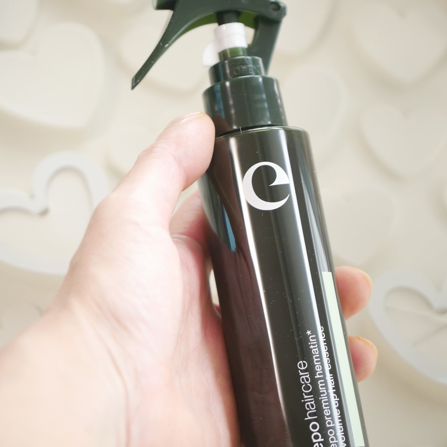 エポプレミアムヘマチン/epo/洗い流すヘアトリートメントを使ったクチコミ(2枚目)