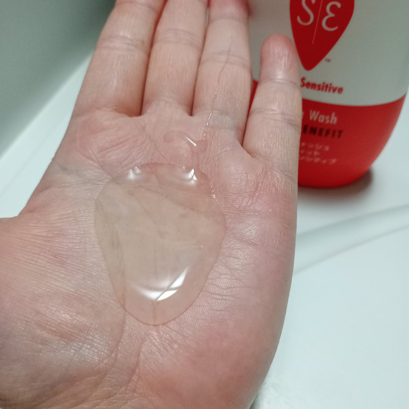 フェミニンウォッシュ マルチベネフィット シンプリーセンシティブ/Summer's Eve(サマーズイブ)/デリケートゾーンケアを使ったクチコミ(3枚目)