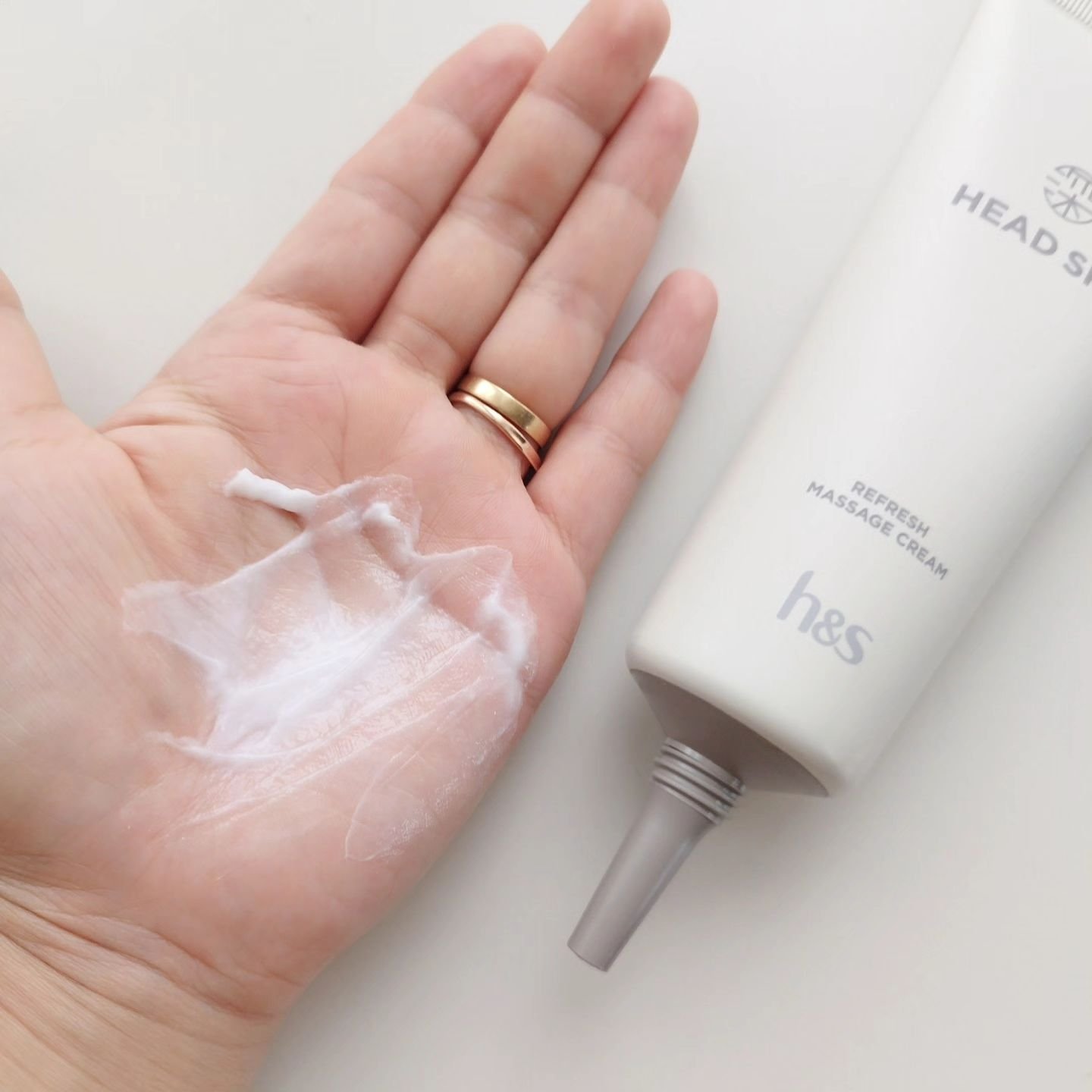 リフレッシュ マッサージクリーム/h&s/洗い流すヘアトリートメントを使ったクチコミ（3枚目）