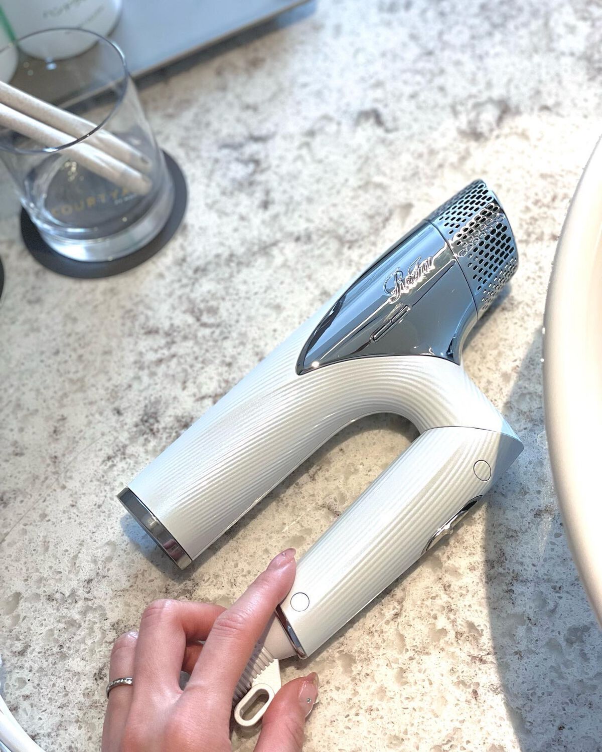 オーセンティック オイル/ダヴィネス/ボディオイルを使ったクチコミ（2枚目）