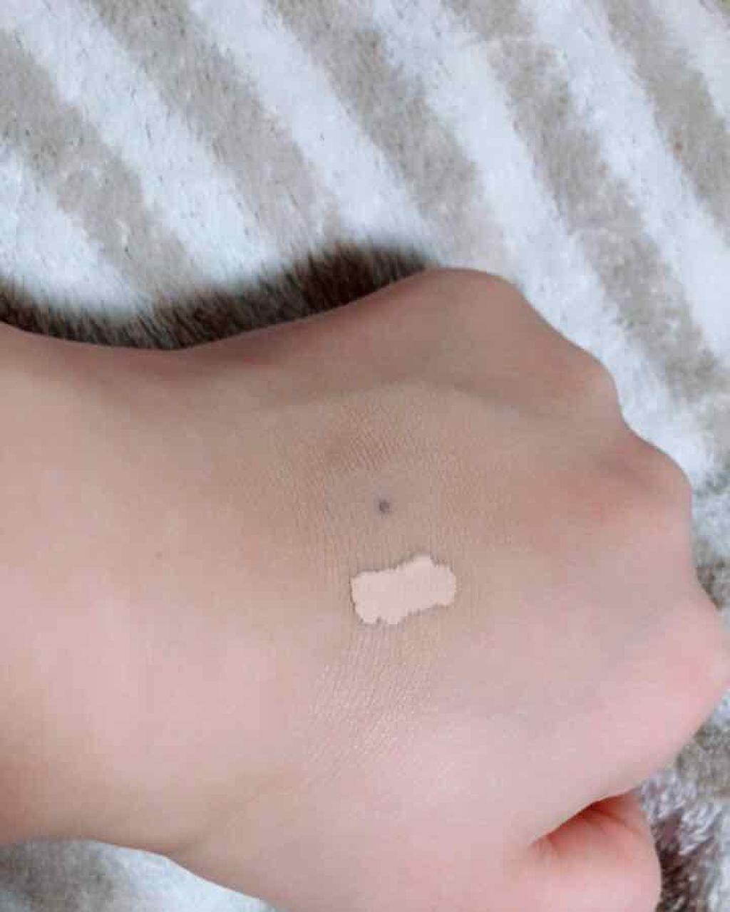 カバーパーフェクション チップコンシーラー/the SAEM/リキッドコンシーラーを使ったクチコミ（3枚目）