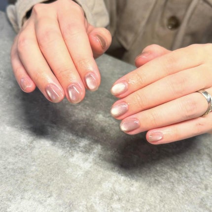 kanna🐏 フォロバ100🤍 on LIPS 「福岡の姪浜にあるサロンでマグネットネイルしてもらった🕊️シルバ..」(4枚目)