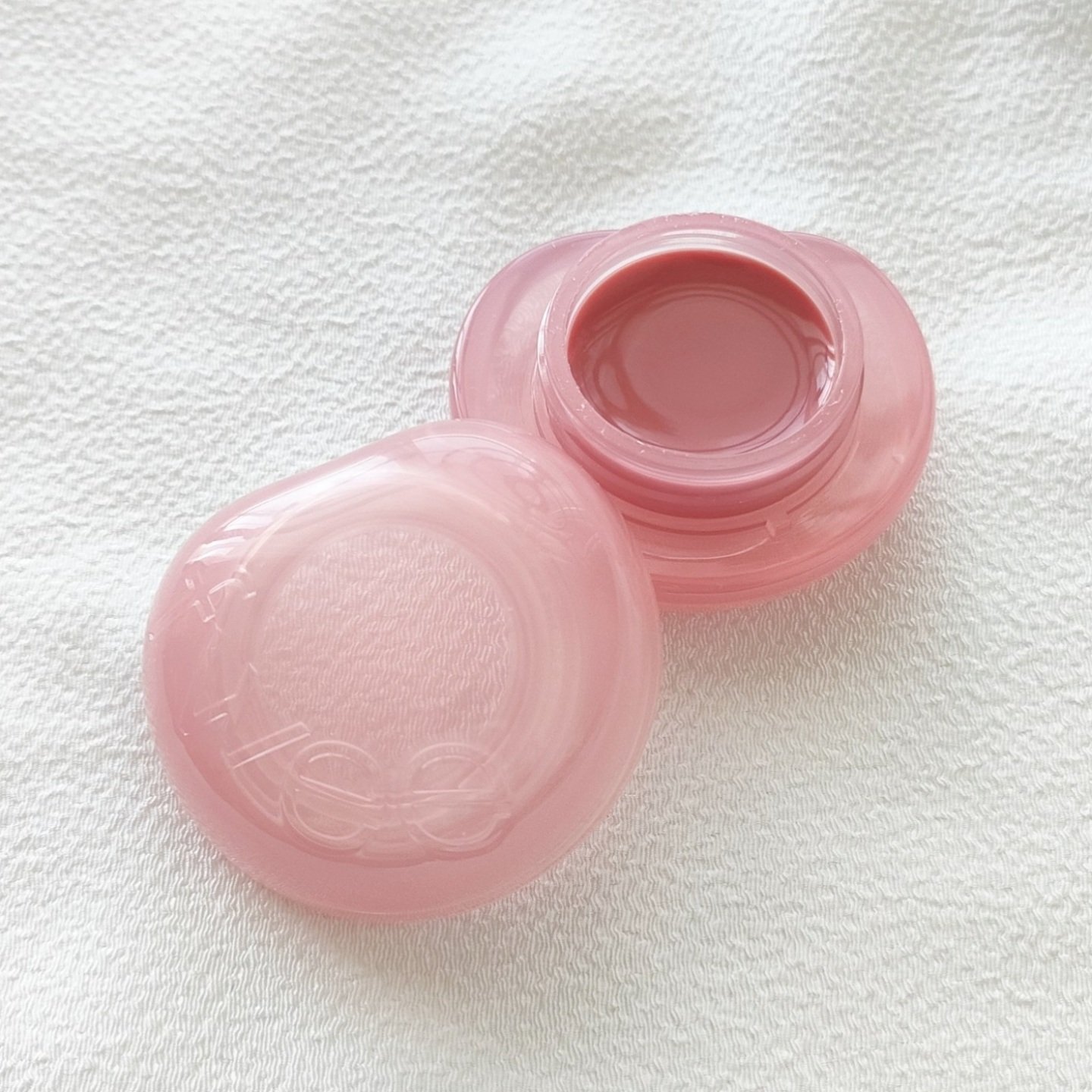 フィー リップアンドチーク グローイジェリーポット JN03 カスタード/fwee/リップグロスを使ったクチコミ（2枚目）