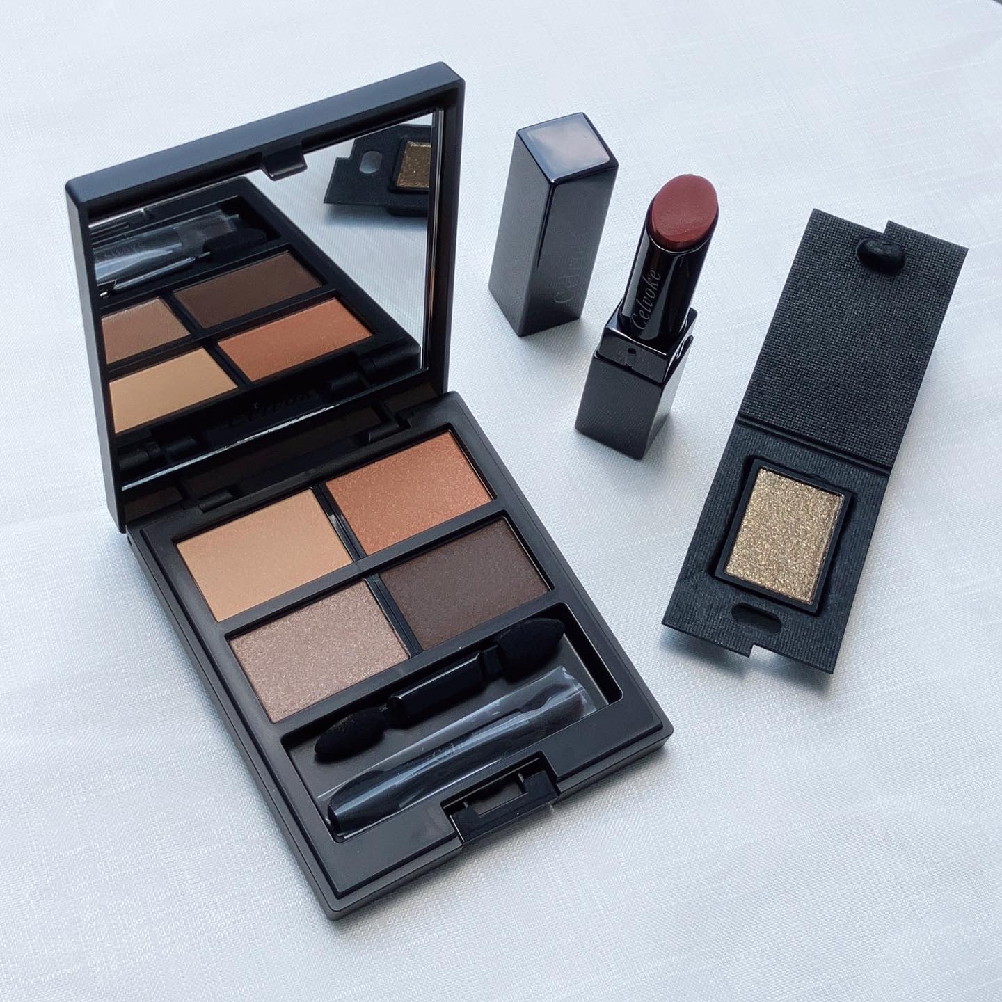 ヴァティック アイズ 22 Forest Gold/Celvoke/単色アイシャドウを使ったクチコミ（1枚目）